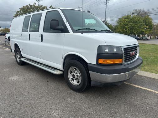 2023 GMC Savana 2500 Work Van