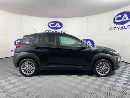 2021 Hyundai KONA SEL