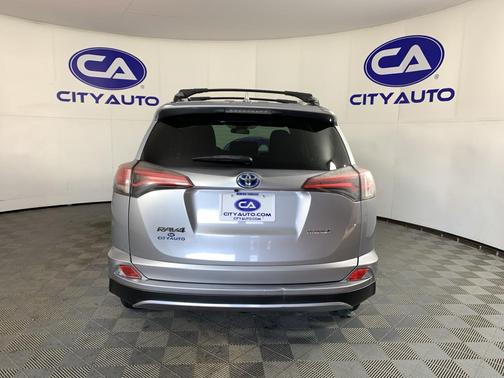 2018 Toyota RAV4 Hybrid LE