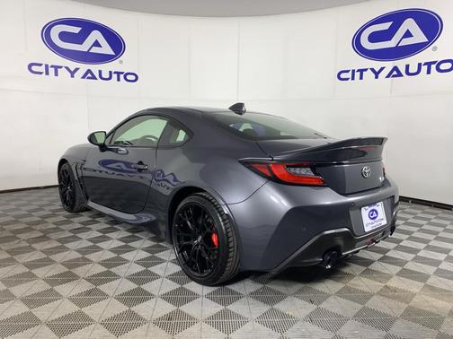 2025 Toyota GR86 Premium