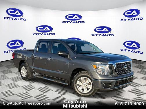 2018 Nissan Titan SV