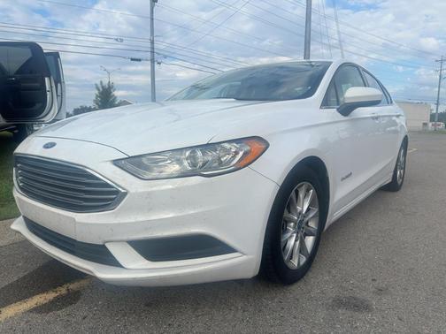 2017 Ford Fusion Hybrid SE