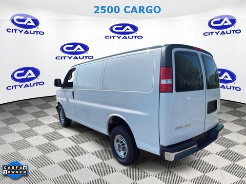 2023 GMC Savana 2500 Work Van