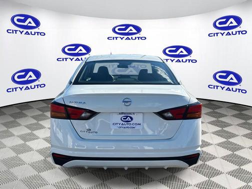 2022 Nissan Altima S FWD