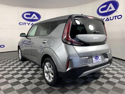 Steel Gray 2023 Kia Soul LX