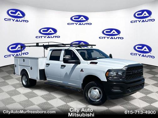 2023 RAM 3500 Tradesman Crew Cab 4x4 8' Box