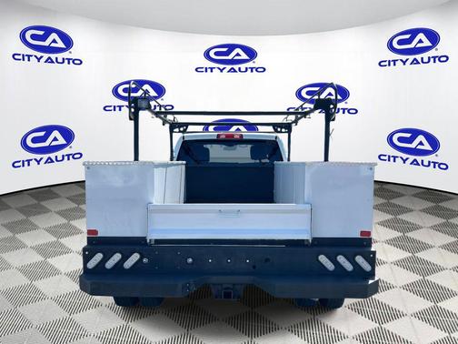 2023 RAM 3500 Tradesman Crew Cab 4x4 8' Box