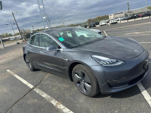 2019 Tesla Model 3 Mid Range