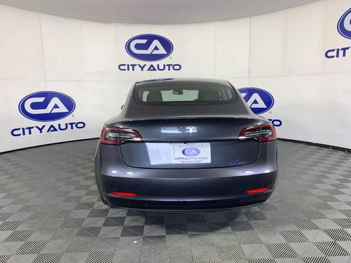 Midnight Silver Metallic 2019 Tesla Model 3 Mid Range