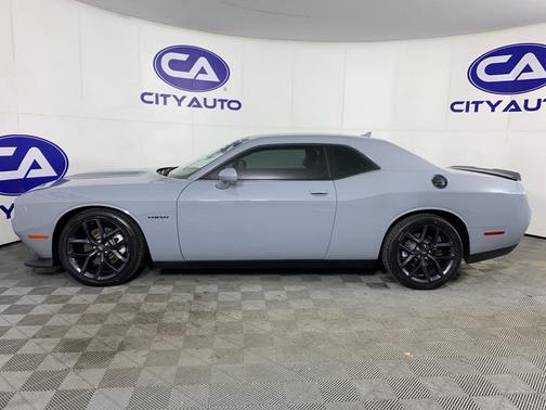 2022 Dodge Challenger R/T