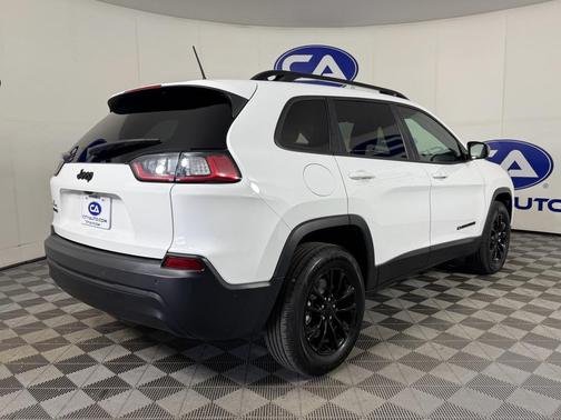 2023 Jeep Cherokee Altitude