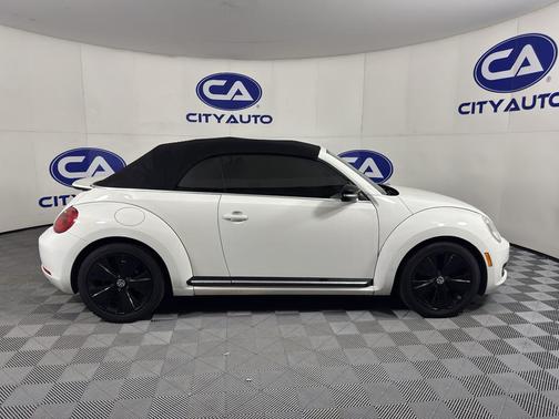 2013 Volkswagen Beetle 2.0T