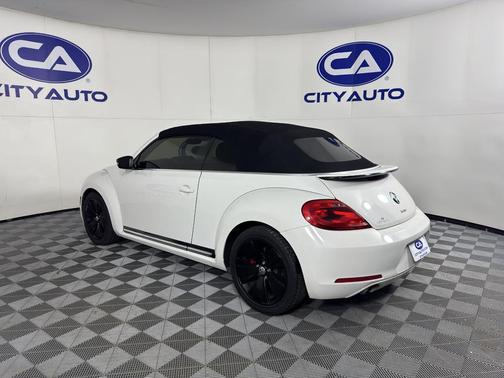 2013 Volkswagen Beetle 2.0T
