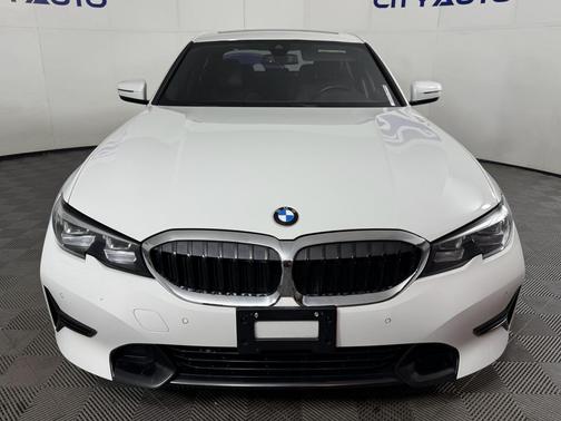 2019 BMW 330 330i