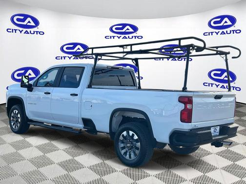2022 Chevrolet Silverado 2500 Custom
