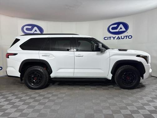 2023 Toyota Sequoia Base