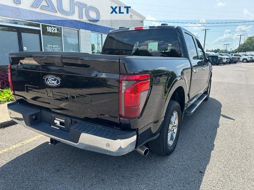 Agate Black Metallic 2025 Ford F-150 XLT