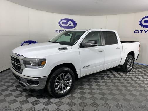 Bright White Clearcoat 2019 RAM 1500 Big Horn