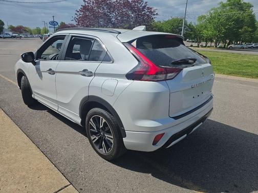 White Diamond 2025 Mitsubishi Eclipse Cross SEL