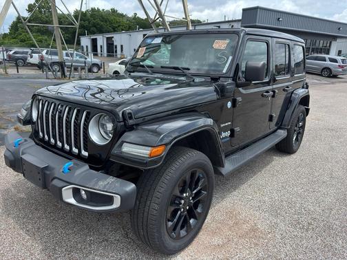 Black Clearcoat 2022 Jeep Wrangler Unlimited 4xe Sahara