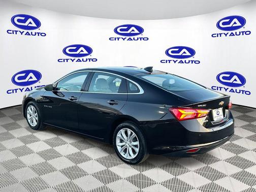 2021 Chevrolet Malibu FWD LT