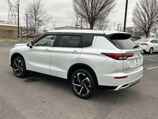 2024 Mitsubishi Outlander SE 2.5 2WD