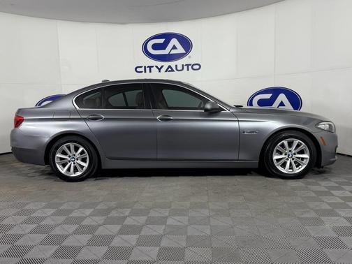 2015 BMW 528 528i