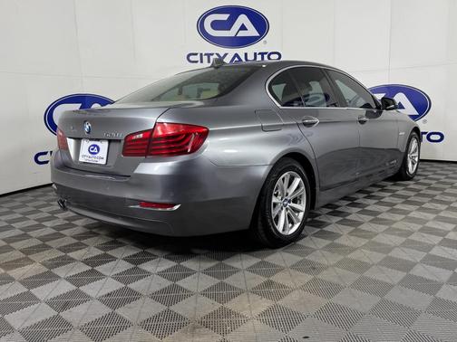 2015 BMW 528 528i