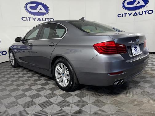 2015 BMW 528 528i