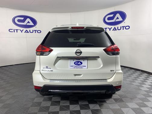 2020 Nissan Rogue SV