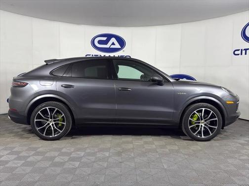 2020 Porsche Cayenne E-Hybrid S