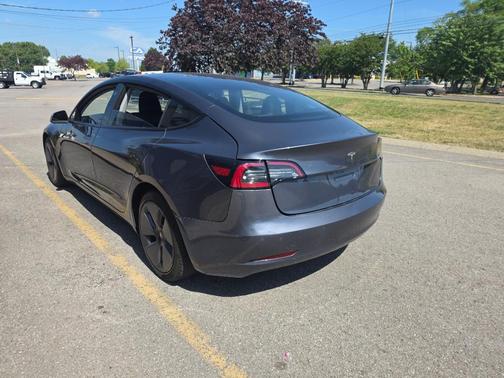 Midnight Silver Metallic 2021 Tesla Model 3 Standard Range Plus