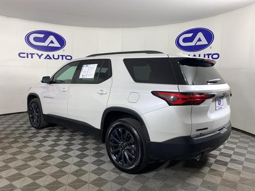 2022 Chevrolet Traverse RS