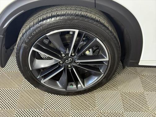 2023 INFINITI QX55 ESSENTIAL