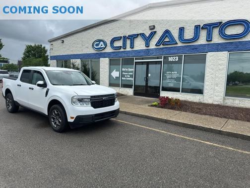 Oxford White 2022 Ford Maverick XLT