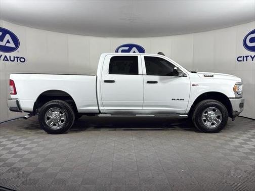 2021 RAM 2500 Tradesman Crew Cab 4x4 6'4' Box