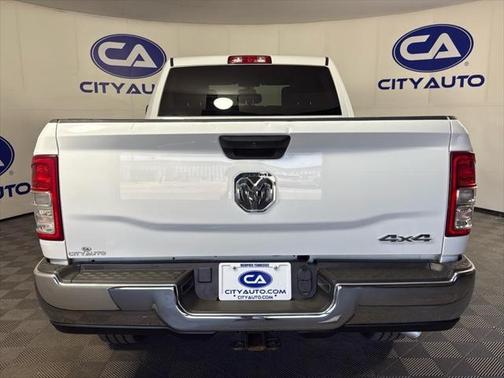 2021 RAM 2500 Tradesman Crew Cab 4x4 6'4' Box