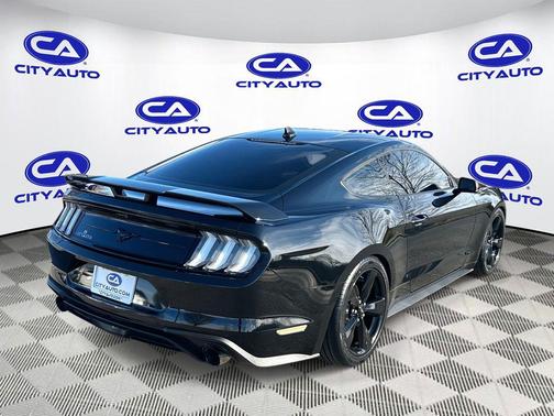 2022 Ford Mustang EcoBoost Premium