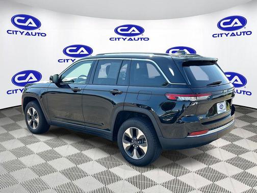 2023 Jeep Grand Cherokee 4xe Base