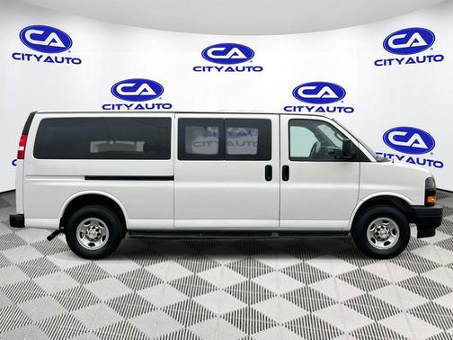 2023 Chevrolet Express 3500 RWD 3500 Extended Wheelbase LS