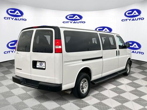 2023 Chevrolet Express 3500 RWD 3500 Extended Wheelbase LS