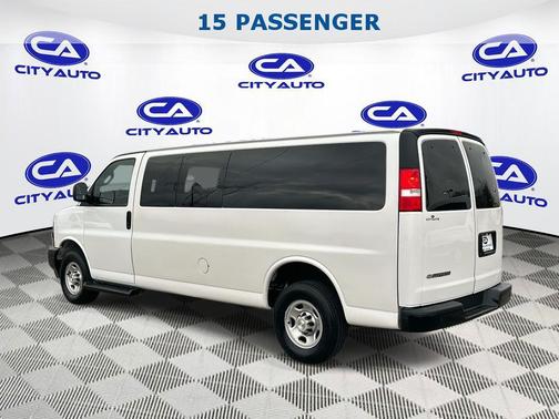 2023 Chevrolet Express 3500 RWD 3500 Extended Wheelbase LS
