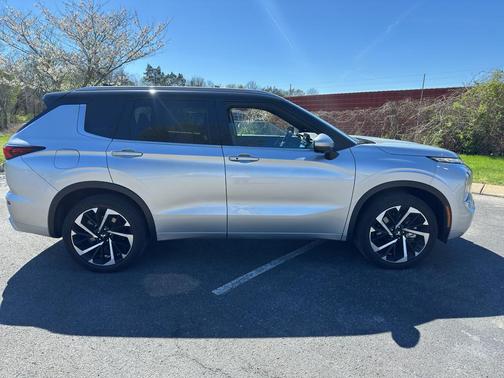 2024 Mitsubishi Outlander SEL 2.5 S-AWC