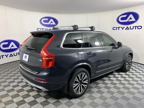 Savile Grey Metallic 2021 Volvo XC90 T5 Momentum