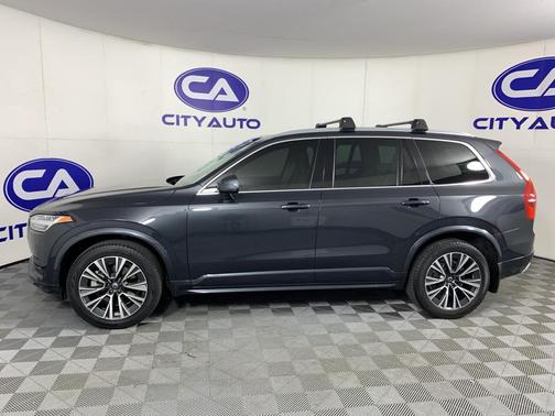 Savile Grey Metallic 2021 Volvo XC90 T5 Momentum
