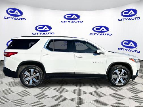 2021 Chevrolet Traverse LT Leather