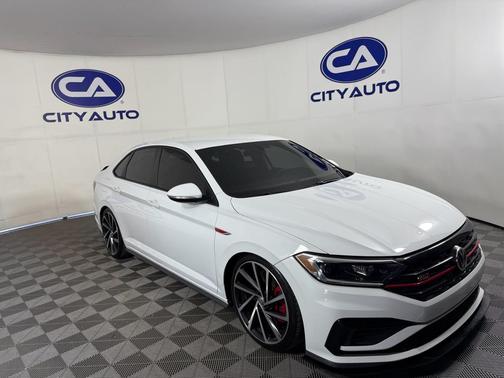 2019 Volkswagen Jetta GLI 2.0T S
