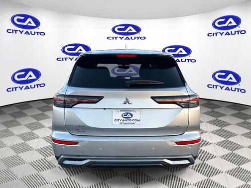 2025 Mitsubishi Outlander SE 2.5 2WD