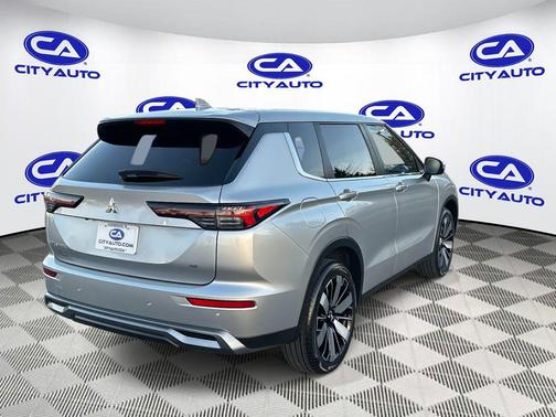 2025 Mitsubishi Outlander SE 2.5 2WD