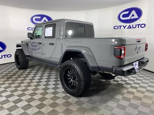 2023 Jeep Gladiator Overland